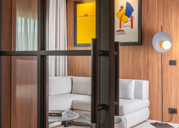 Cardo Roma, Autograph Collection Hotel 4*